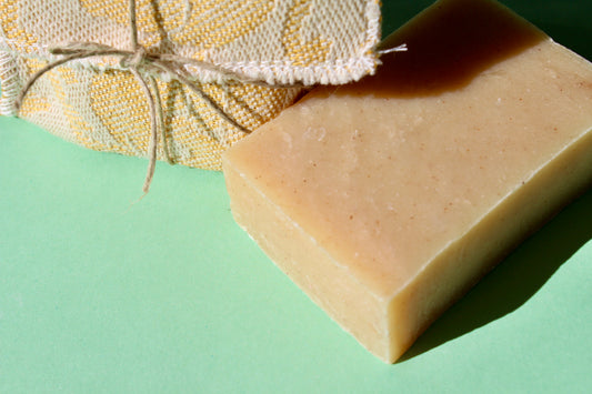 Jabón artesano de caléndula y karité
