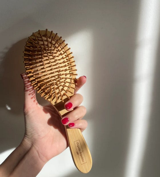 Cepillo de bamboo para cabello